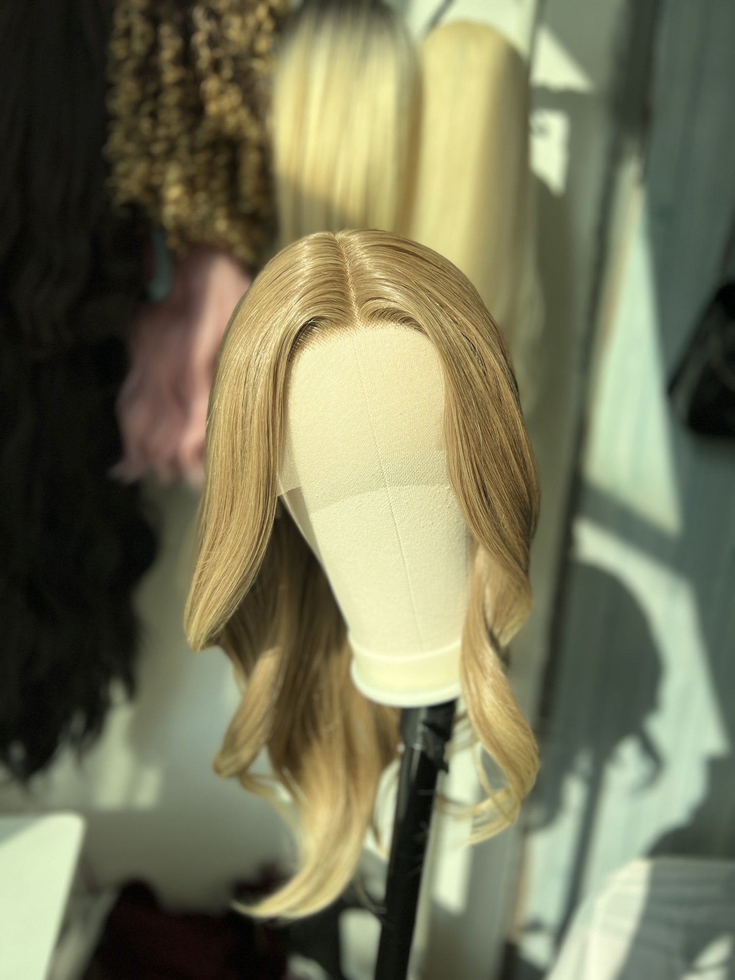 Mywigsland 22 Inch Honey Blonde T part Lace Front Wig High Quality Soft Synthetic Fibers